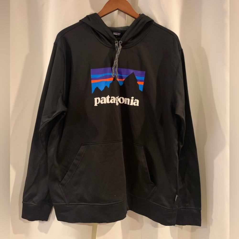 Patagonia hoodie kangaroo pocket black size‎